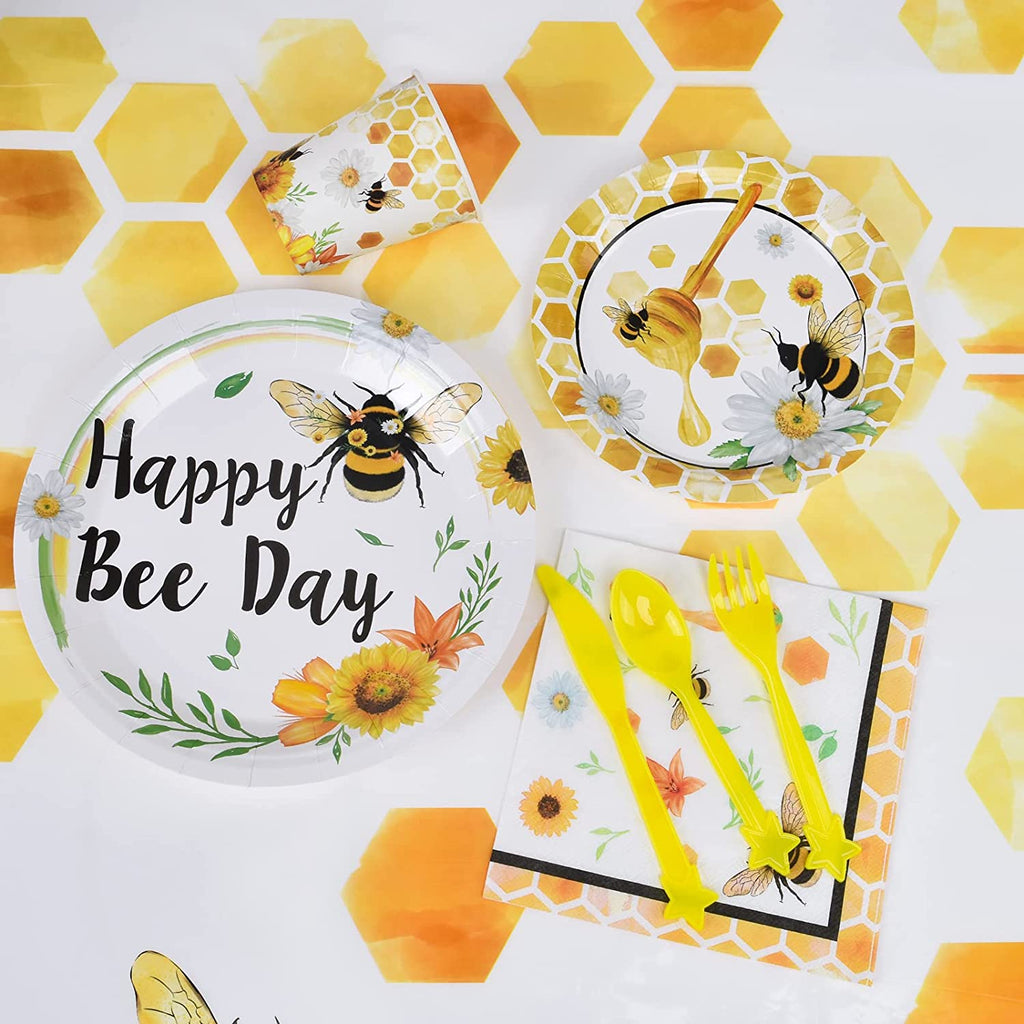 WERNNSAI Bee Party Tablecloth - 1 Pack 108'' X 54'' Bee Birthday Party  Supplies for Kids Girls